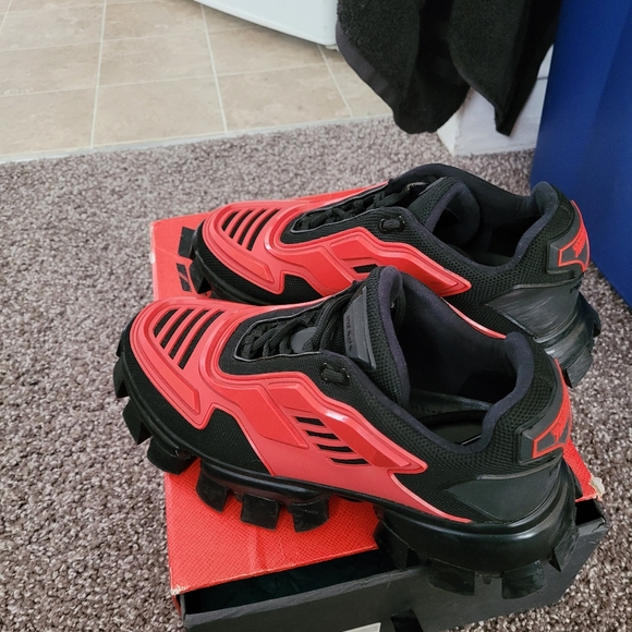 Prada Cloudbust black&red Euro Size41 US size8 - Picture 4 of 4
